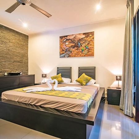 Stunning Villa Lily Lovina Exterior foto