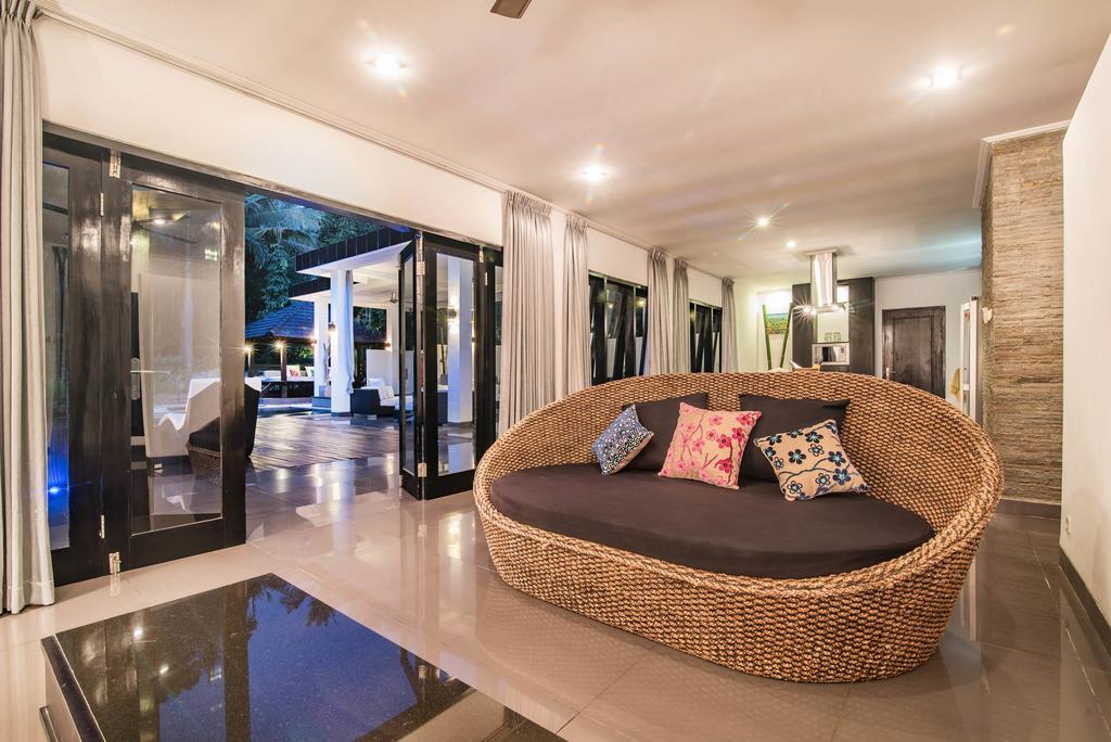 Stunning Villa Lily Lovina Exterior foto